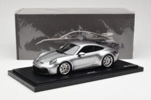 Porsche 911 992 GT3 Silber Minichamps 1:18 WAP0211510M004 Resin — Bild 7 von 7