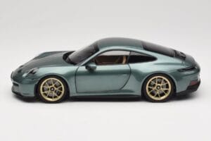 Porsche 911 992 GT3 Touring Package Malachite Green Metallic Norev 1:18 187382 Druckguss — Bild 4 von 8