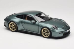 Porsche 911 992 GT3 Touring Package Malachite Green Metallic Norev 1:18 187382 Druckguss — Bild 6 von 8