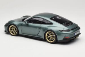 Porsche 911 992 GT3 Touring Package Malachite Green Metallic Norev 1:18 187382 Druckguss — Bild 7 von 8