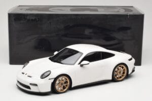 Porsche 911 992 GT3 Touring Weiß Neodyme Wheels Minichamps 1:18 117069022 Druckguss — Bild 6 von 6