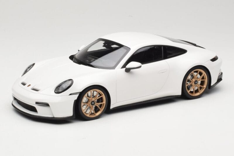 Porsche 911 992 GT3 Touring Weiß Neodyme Wheels Minichamps 1:18 117069022 Druckguss