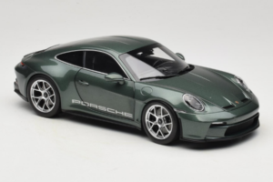 Porsche 911 992 S/T Malachite Green Metallic Norev 1:18 187472 Druckguss — Bild 6 von 8