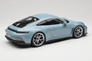 Porsche 911 992 S/T Meisenblau Norev 1:12 127550 Druckguss — Bild 2 von 6