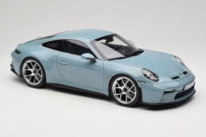 Porsche 911 992 S/T Meisenblau Norev 1:12 127550 Druckguss — Bild 4 von 6