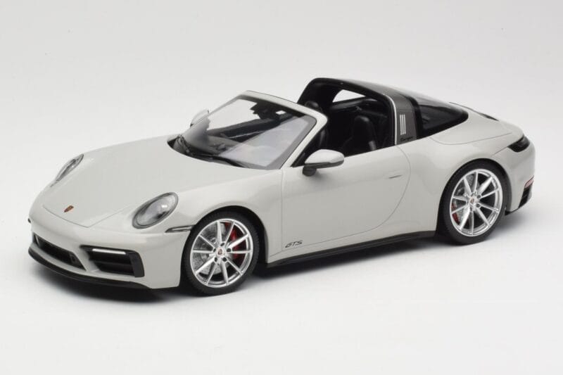 Porsche 911 992 Targa 4 GTS Grau Minichamps 1:18 155061064 Druckguss