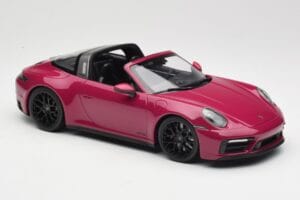 Porsche 911 992 Targa 4 GTS Rubystar Minichamps 1:18 155061066 Druckguss — Bild 4 von 6