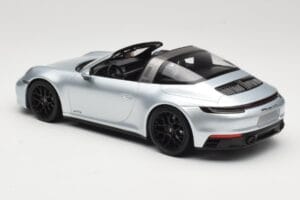 Porsche 911 992 Targa 4 GTS Silber Minichamps 1:18 155061061 Druckguss — Bild 5 von 6