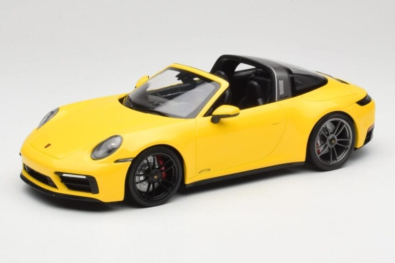 Porsche 911 992 Targa 4 GTS Gelb Minichamps 1:18 153061064 Druckguss