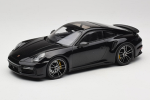 Porsche 911 992 Turbo S Schwarz Minichamps 1:18 WAP02117BOL002 Druckguss