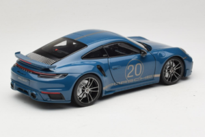 Porsche 911 992 Turbo S Coupe Sport Design Blau Minichamps 1:18 113069073 Druckguss — Bild 3 von 8