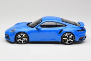 Porsche 911 992 Turbo S Gentian Blau Minichamps 1:18 155069074 Druckguss — Bild 3 von 6
