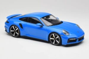 Porsche 911 992 Turbo S Gentian Blau Minichamps 1:18 155069074 Druckguss — Bild 4 von 6