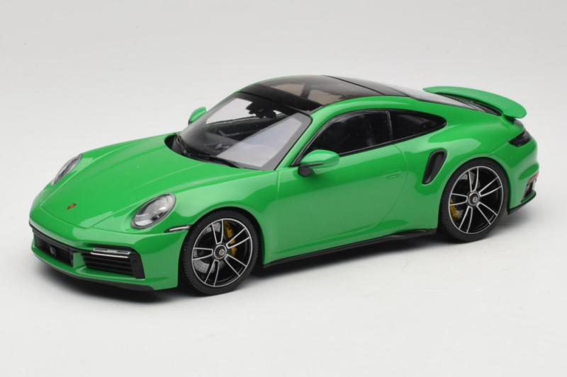 Porsche 911 992 Turbo S Grün Minichamps 1:18 153069077 Druckguss