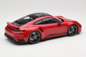 Porsche 911 992 Turbo S Rot Minichamps 1:18 155069070 Druckguss — Bild 2 von 6