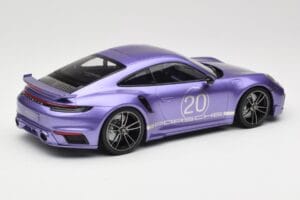 Porsche 911 992 Turbo S Sport Design Package Viola Metallic Minichamps 1:18 155069174 Druckguss — Bild 2 von 6