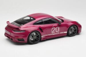 Porsche 911 992 Turbo S mit Sport Design Package Rot Minichamps 1:18 155069172 Druckguss — Bild 2 von 6