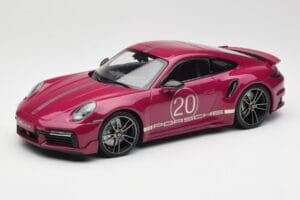 Porsche 911 992 Turbo S mit Sport Design Package Rot Minichamps 1:18 155069172 Druckguss
