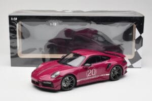 Porsche 911 992 Turbo S mit Sport Design Package Rot Minichamps 1:18 155069172 Druckguss — Bild 6 von 6