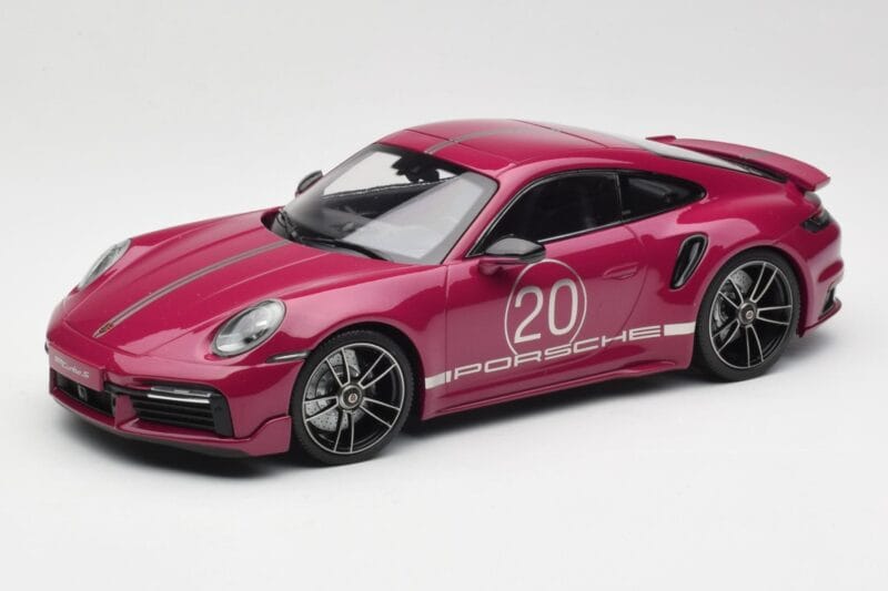 Porsche 911 992 Turbo S mit Sport Design Package Rot Minichamps 1:18 155069172 Druckguss