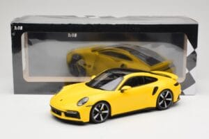 Porsche 911 992 Turbo S Gelb Minichamps 1:18 155069071 Druckguss — Bild 6 von 6