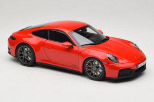 Porsche 911 992.2 Carrera 4 GTS Guards Red Norev 1:18 187171 Druckguss — Bild 6 von 8