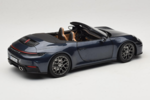 Porsche 911 992.2 Carrera Cabriolet Yachting Blue Norev 1:18 187180 Druckguss — Bild 3 von 8
