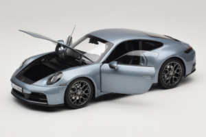 Porsche 911 992.2 Carrera Polar Silver Metallic Norev 1:18 187170 Druckguss — Bild 2 von 8
