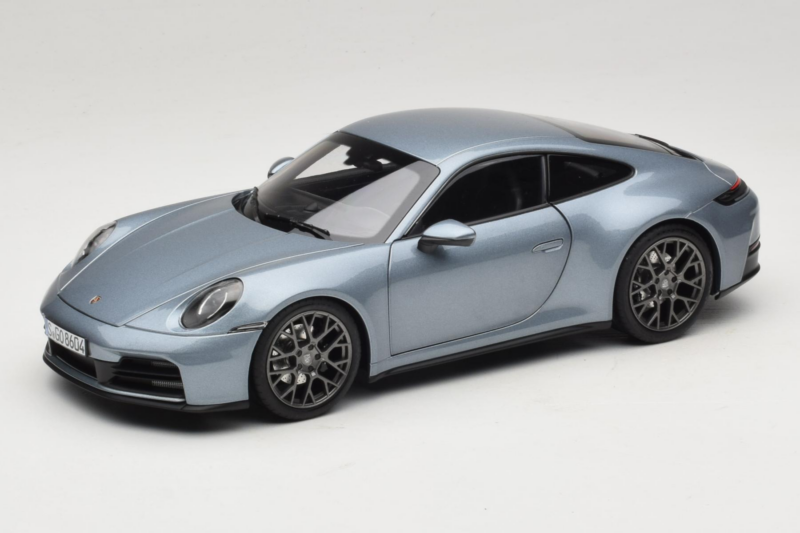 Porsche 911 992.2 Carrera Polar Silver Metallic Norev 1:18 187170 Druckguss