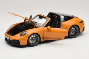 Porsche 911 992.2 Targa 4 GTS Bahama Yellow Norev 1:18 187190 Druckguss — Bild 2 von 10