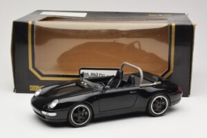 Porsche 911 993 Carrera Cabriolet Schwarz Bburago 1:18 3090-M1 Druckguss — Bild 8 von 8