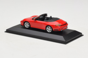 Porsche 911 996 Carrera 4S Cabriolet Rot Minichamps 1:43 400062831 Druckguss — Bild 3 von 4