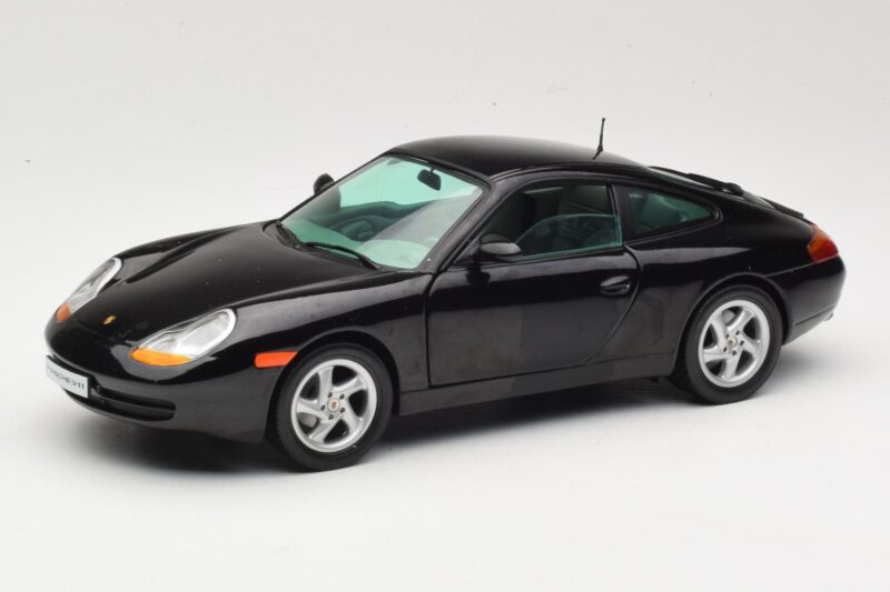 Porsche 911 996 Carrera Schwarz Sun Star 1:18 1202 Druckguss
