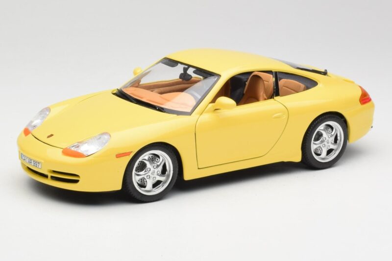 Porsche 911 996 Carrera Gelb Bburago 1:18 30085-M1 Druckguss
