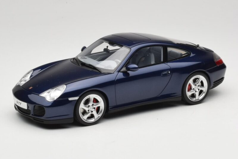 Porsche 911 996.2 Carrera 4S Dunkelblau GT Spirit 1:18 GT938 Resin