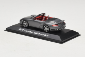Porsche 911 997 Turbo Cabriolet Grey Metallic Minichamps 1:43 WAP02015216 Druckguss — Bild 3 von 5