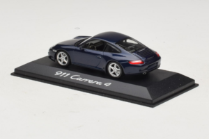 Porsche 911 997 Carrera 4 Dark Blue Metallic Minichamps 1:43 WAP02010016 Druckguss — Bild 2 von 3