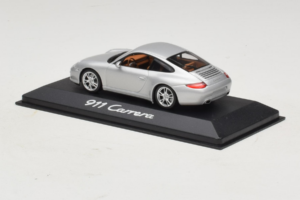 Porsche 911 997 Carrera Silver Metallic Minichamps 1:43 WAP02001218 Druckguss — Bild 3 von 5