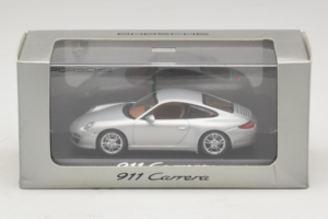 Porsche 911 997 Carrera Silver Metallic Minichamps 1:43 WAP02001218 Druckguss — Bild 5 von 5