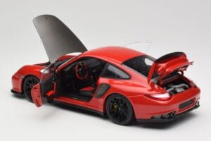 Porsche 911 997 GT2 RS Rot Mit Schwarzen Felgen Minichamps 1:18 100069407 Druckguss — Bild 5 von 8