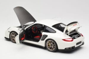 Porsche 911 997 GT2 RS Weiß Minichamps 1:18 100069400 Druckguss — Bild 5 von 8