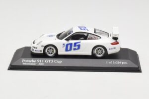 Porsche 911 997 GT3 Cup #5 Presentation 2005 Minichamps 1:43 400056400 Druckguss