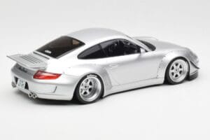 Porsche 911 997 RWB Abu Dhabi IXO 1:18 18CMC166 Druckguss — Bild 2 von 6