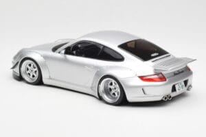 Porsche 911 997 RWB Abu Dhabi IXO 1:18 18CMC166 Druckguss — Bild 5 von 6