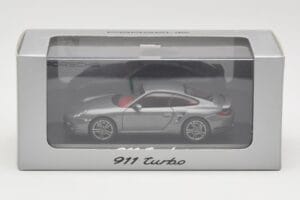 Porsche 911 997 Turbo Anthracite Grey Minichamps 1:43 WAP0200010A Druckguss — Bild 4 von 4