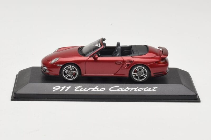 Porsche 911 997 Turbo Cabriolet Rot Minichamps 1:43 WAP0200130A Druckguss