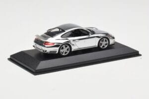 Porsche 911 997 Turbo Chrome Silver Minichamps 1:43 WAP02060816-R Druckguss — Bild 2 von 5
