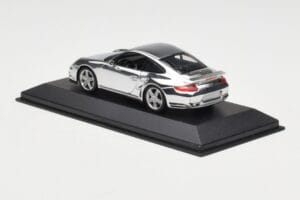 Porsche 911 997 Turbo Chrome Silver Minichamps 1:43 WAP02060816-R Druckguss — Bild 4 von 5