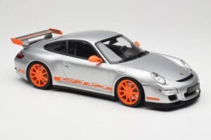 Porsche 911 997.1 GT3 RS Silber mit Orangefarbenen Felgen Minichamps 1:18 155062120 Druckguss — Bild 4 von 6