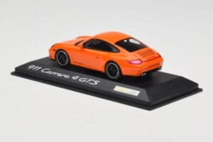 Porsche 911 997.2 Carrera 4 GTS Orange Minichamps 1:43 WAP0201140C Druckguss — Bild 3 von 4